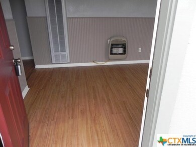 202 E Halstead Ave, Copperas Cove, TX 76522 - photo 4