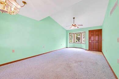 5828 Thada Ln unit 5828, Columbus, OH 43229 - photo 3