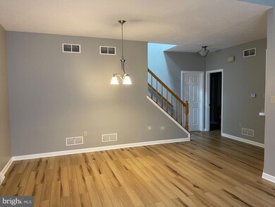 167 Hunters Trail unit 2, Gettysburg, PA 17325 - photo 3