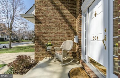604 Highland Ave, Falls Church, VA 22046 - photo 2