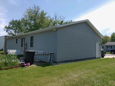 1320 Meadow Ln, Portland, IN 47371 - photo 4