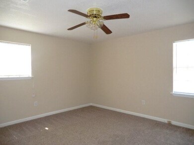 4257 Windsor Spring Rd, Hephzibah, GA 30815 - photo 7