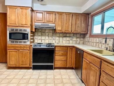 6412 N Fotheringham St, Spokane, WA 99208 - photo 5