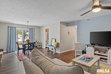 2071 W Monroe St unit 1/A, Springfield, IL 62704 - photo 7