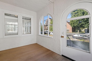 1926 Saint Clair Ave, Saint Paul, MN 55105 - photo 2