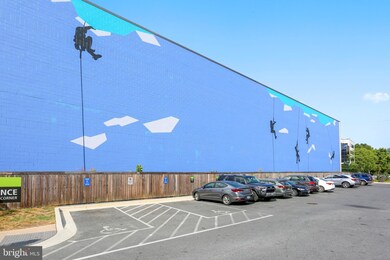 5812 Inman Park Cir unit 200, Rockville, MD 20852 - photo 6