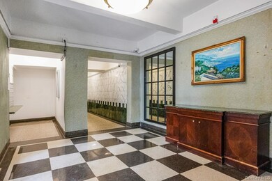 Linden Hill unit 1F, Flushing, NY 11354 - photo 4