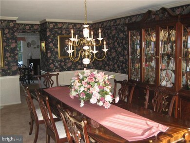 345 Gosling Dr, North Wales, PA 19454 - photo 4