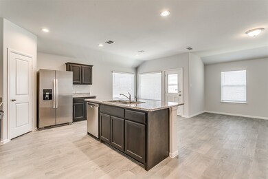 9209 Herringbone Dr, Fort Worth, TX 76131 - photo 5