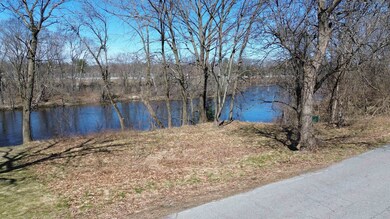 250 Dunbar St, Manchester, NH 03103 - photo 4