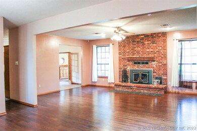 413804 Highway 9, Eufaula, OK 74432 - photo 6