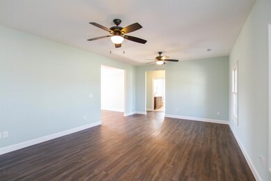 216 Hamilton Ct, Manchester, TN 37355 - photo 6