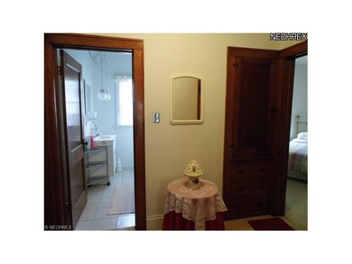 911 Stow St Kent, OH 44240   3 Bedroom 1.5 Bath 1 