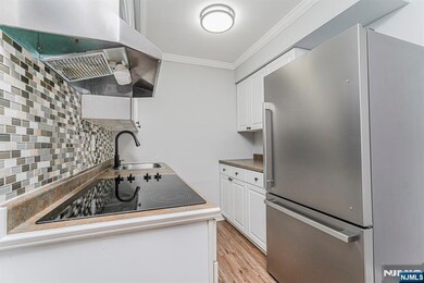 83 68th St unit 3, Guttenberg, NJ 07093 - photo 4