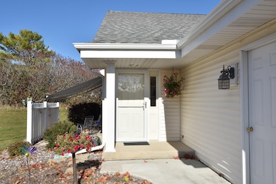 1875 Woodview Cir unit 281, Port Washington, WI 53074 - photo 3