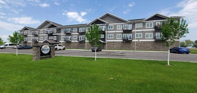 715 Lake Shore Dr NE unit 204, Bemidji, MN 56601 - photo 2