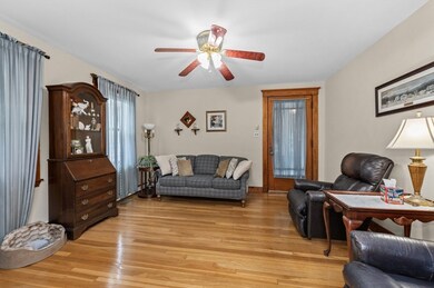 43 Jefferson Ave, Everett, MA 02149 - photo 6