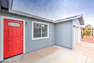 833 W Colgate Dr-1