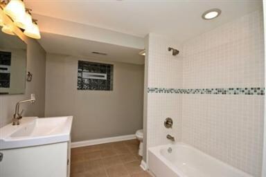 5352 W Fletcher St, Chicago, IL 60641 - photo 6