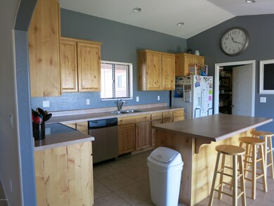 529 Foothills Blvd, Taylor, AZ 85939 - photo 6
