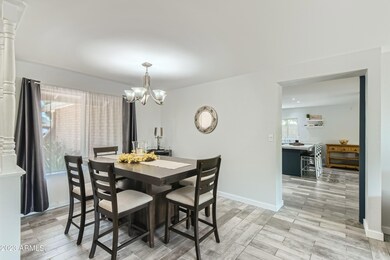 09 Dining Room