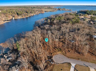 908 Bridgewater Dr, Florence, AL 35634 - photo 3