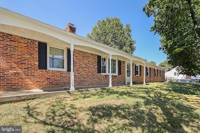 9216 Bryant Ave, Laurel, MD 20723 - photo 2