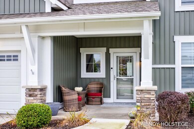 5-web-or-mls-14008 Phoenix Pl, Holland-5