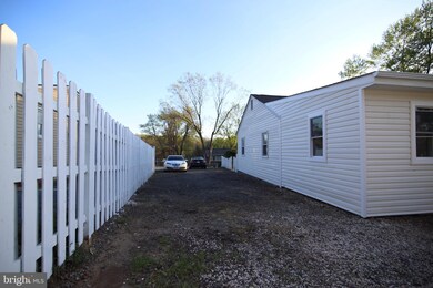 4118 Anderson Rd, Triangle, VA 22172 - photo 5