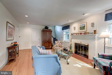 4231 47th St NW, Washington, DC 20016 - photo 2