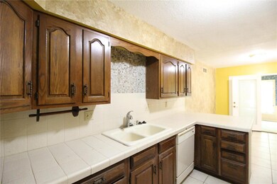 6011 Lorry Ln, Maryville, IL 62062 - photo 7