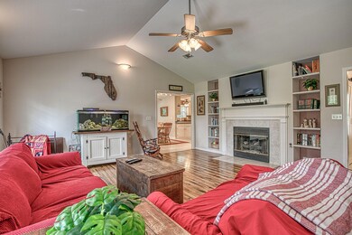 204 E Kathy Ln Freeport FL-014-011-204EK