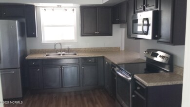 312 Estate Dr, Jacksonville, NC 28540 - photo 7