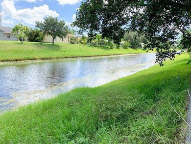 273 SW Whitmore Dr, Port Saint Lucie, FL 34984 - photo 4