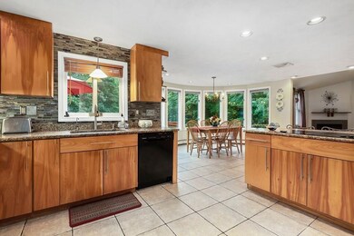 687 Chestnut St, Lynnfield, MA 01940 - photo 7