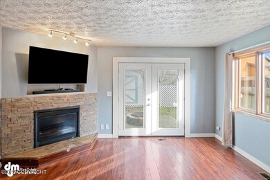 08-Living Room_ELI01301