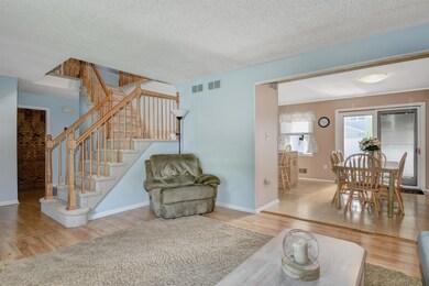 05-Living & Dining Room