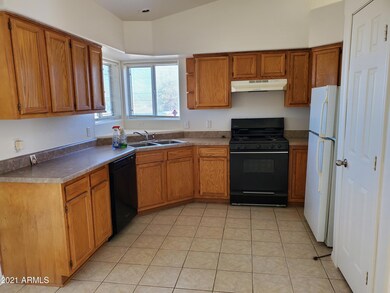 4630 E Colt Dr, Eloy, AZ 85131 - photo 6