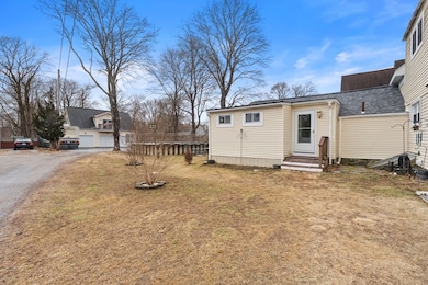 22 Benton St, Middleboro, MA 02346 - photo 3