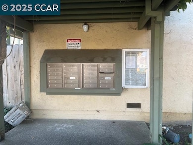 1851 Harrison St unit 15, Concord, CA 94520 - photo 6