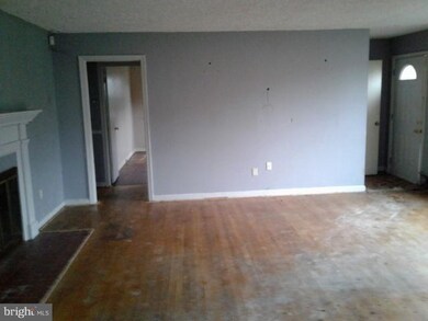 6400 Seabrook Rd, Lanham, MD 20706 - photo 5