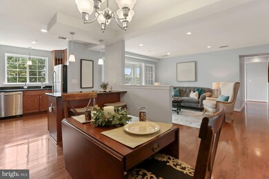 4069 S Four Mile Run Dr unit 303, Arlington, VA 22204 - photo 3