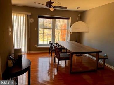 43 Stonehurst Ct unit 1, Chesterbrook, PA 19087 - photo 2