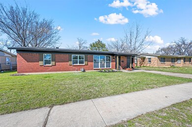 7909 Laura St, North Richland Hills, TX 76180 - photo 3