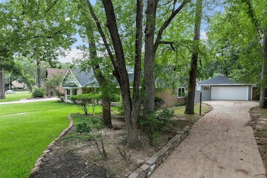 Long driveway for extra parking