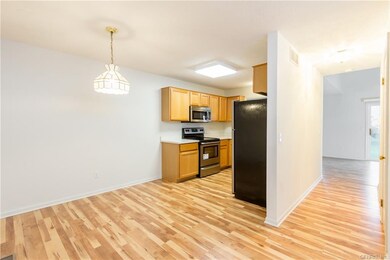 Eat-In Kitchen