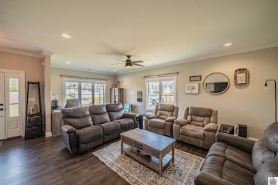 1002 Red Pine Cir, West Paducah, KY 42086 - photo 5