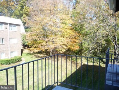 11921 Tarragon Rd unit J, Reisterstown, MD 21136 - photo 4