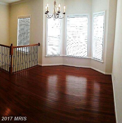 25114 Sweet Myrtle Square, Aldie, VA 20105 - photo 6