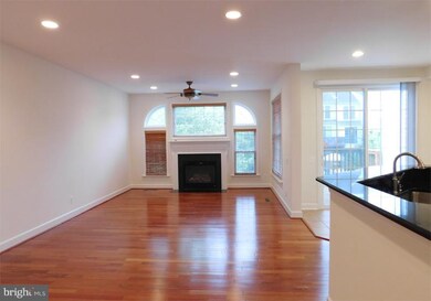 8191 Laurel Crossing Ln, Lorton, VA 22079 - photo 5